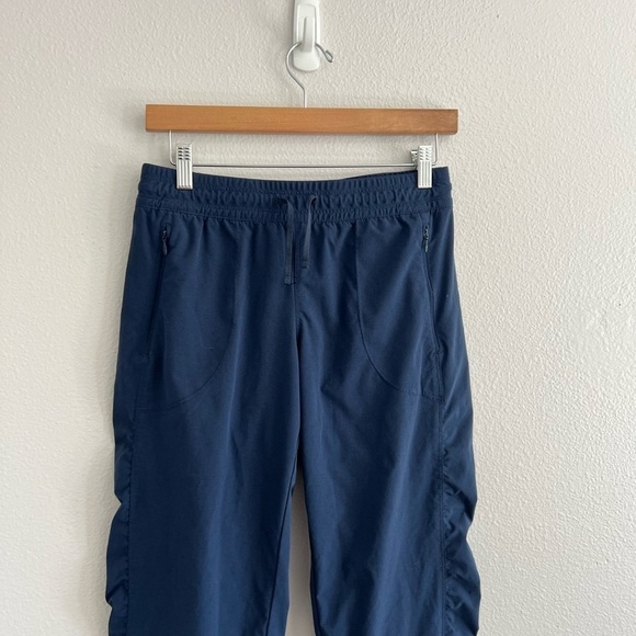 Kuhl Women's Ruched Fit Straight Leg Freeflex Move Pant in Twilight Blue S - Picture 10 of 10